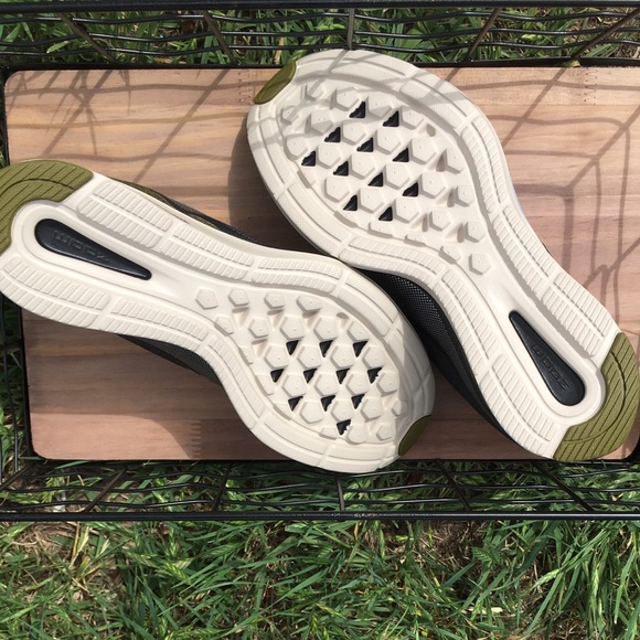 NIKE ZOOM STRIKE 2 “METAL SHIELD” - Picture 6 of 8